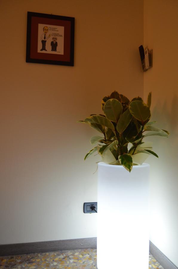 Bed And Breakfast Bissolati Brescia Buitenkant foto